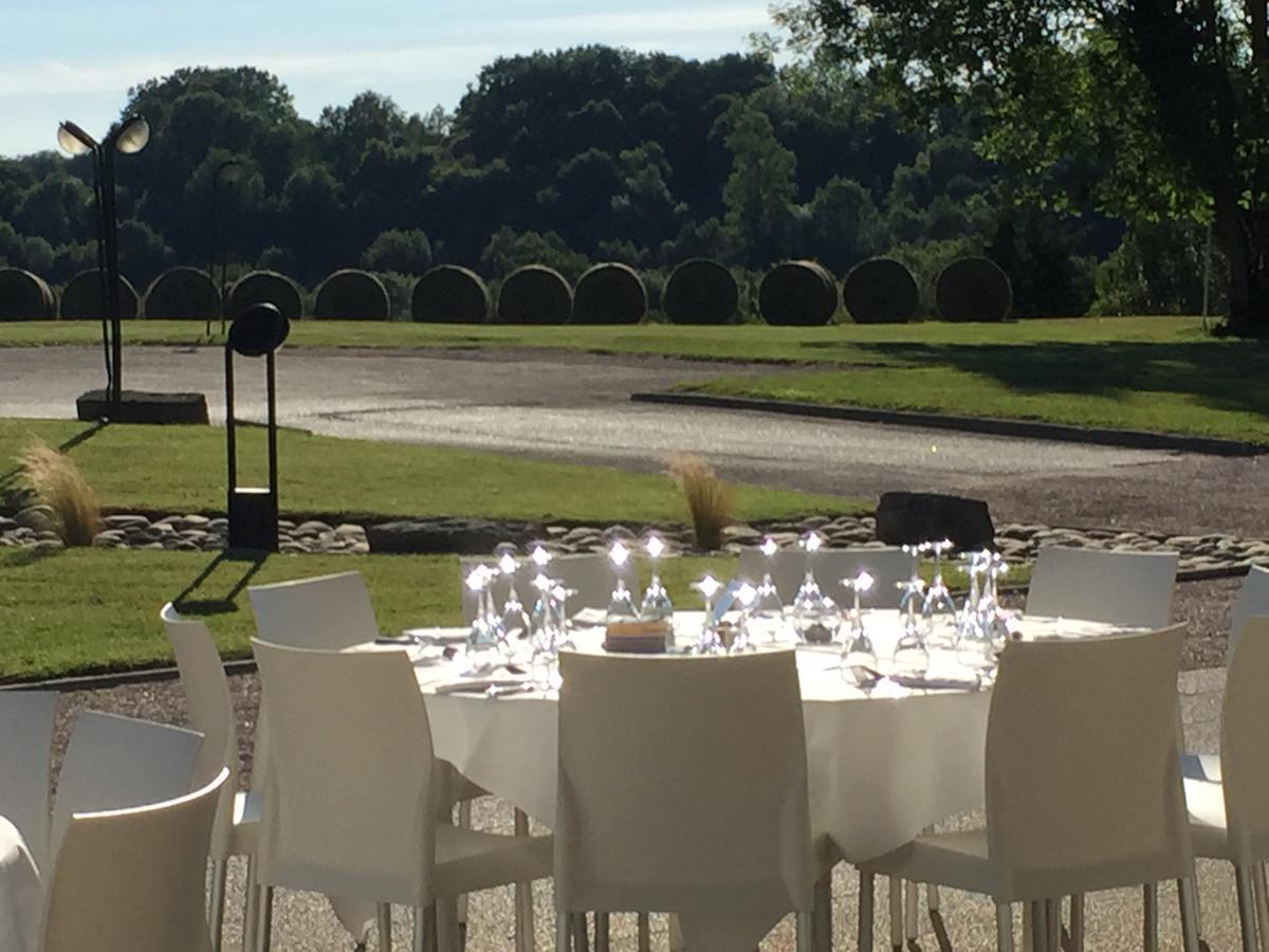 La Sorelle Hotel Golf Et Restaurant Villette-sur-ain Kültér fotó