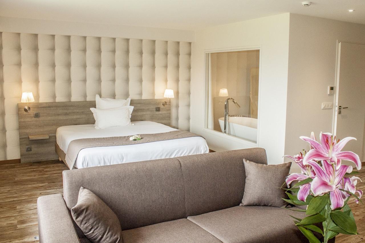 La Sorelle Hotel Golf Et Restaurant Villette-sur-ain Kültér fotó